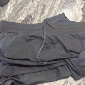 Zella move in joggers with pockets